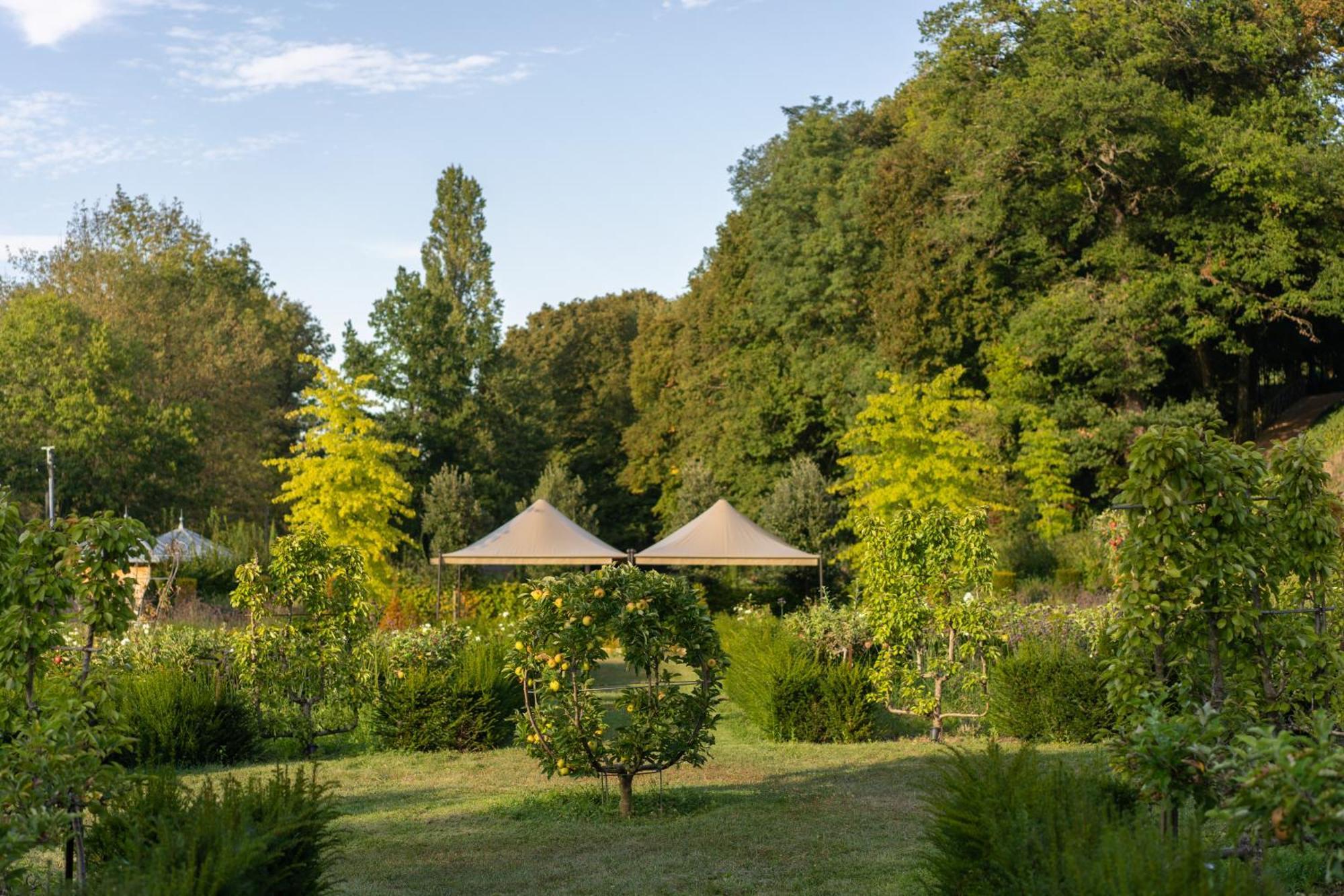 Relais & Chateau Louise De La Valliere Reugny Bagian luar foto